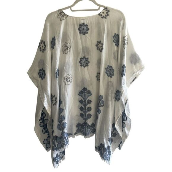 J. Jill Ocean Breeze Botanical Embroidered Poncho Top Kimono Women’s One Size - Picture 7 of 7